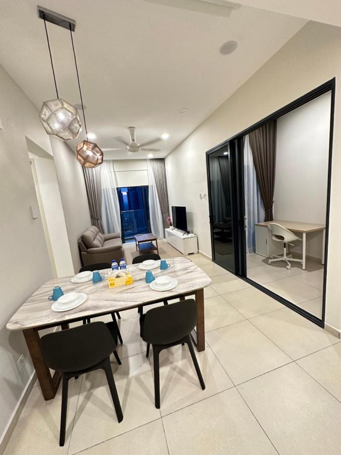 Reizz Residence By Leo Suites Куала Лумпур Екстериор снимка