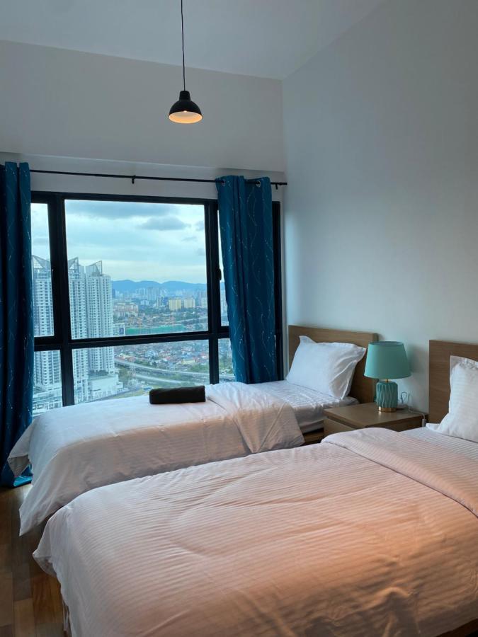 Reizz Residence By Leo Suites Куала Лумпур Екстериор снимка