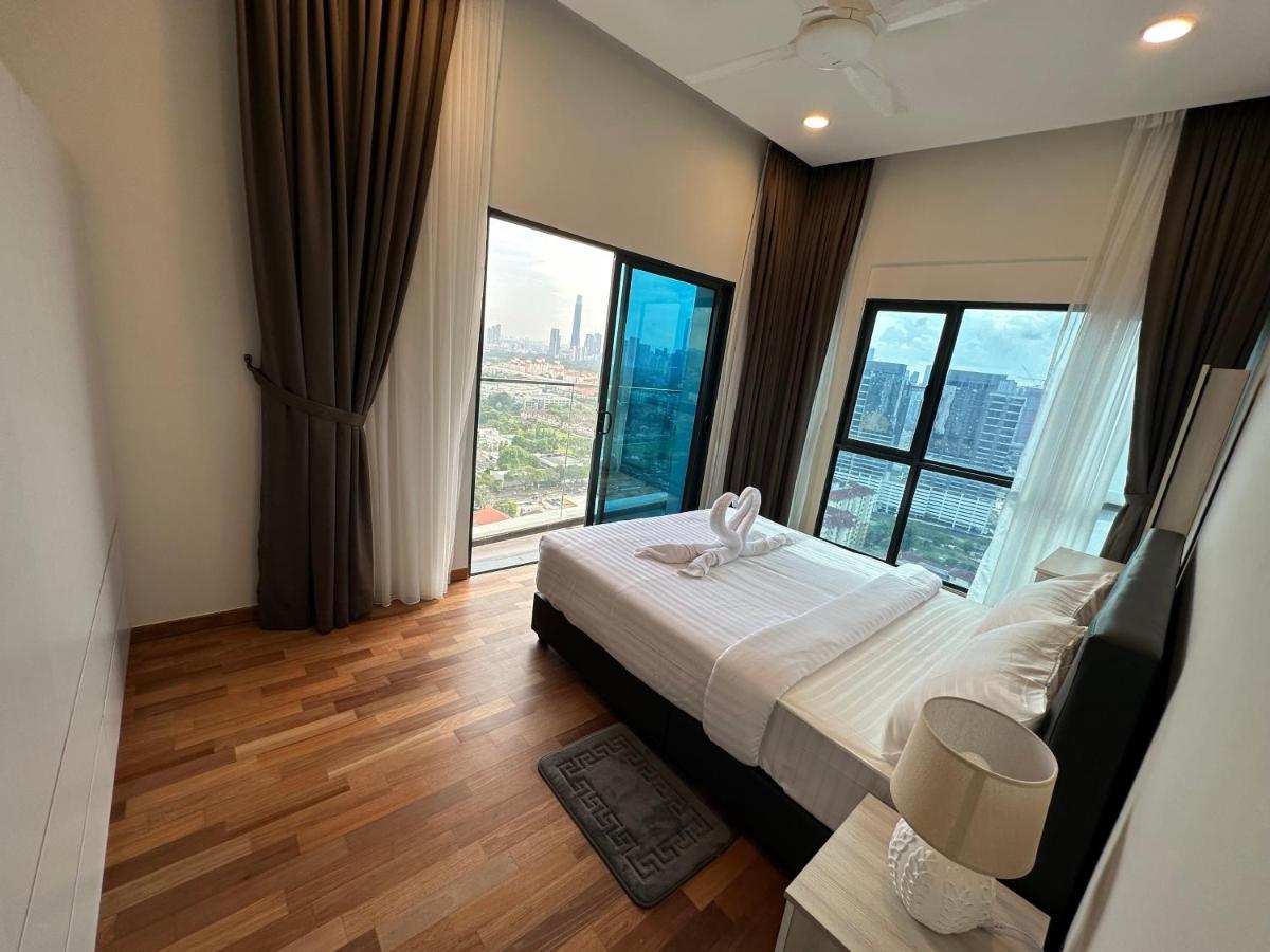 Reizz Residence By Leo Suites Куала Лумпур Екстериор снимка
