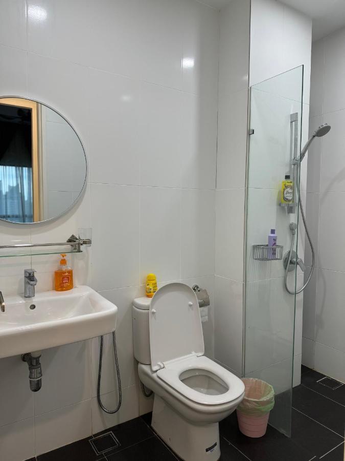 Reizz Residence By Leo Suites Куала Лумпур Екстериор снимка